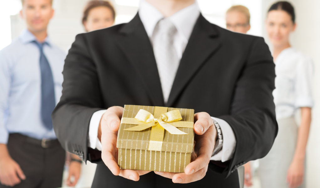 Why Business Gifts Matters To Your Business - Blogger 6
